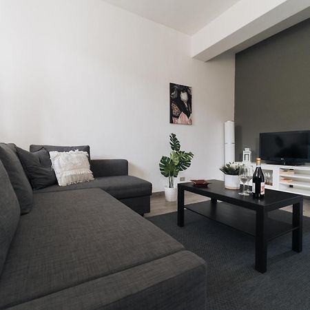 Grey'S Apartment カターニア エクステリア 写真